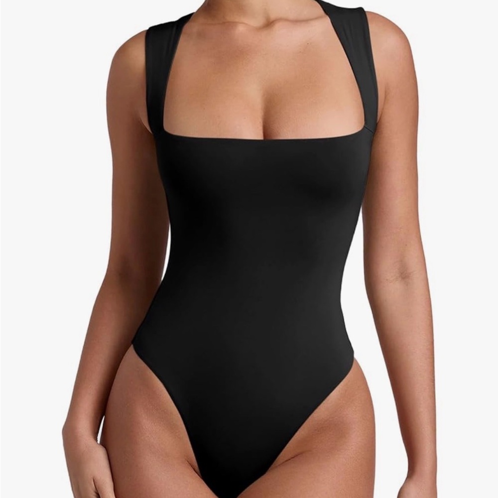 ReoRia Elegant Black Apparel added form fitting waist enhancing edgy punk